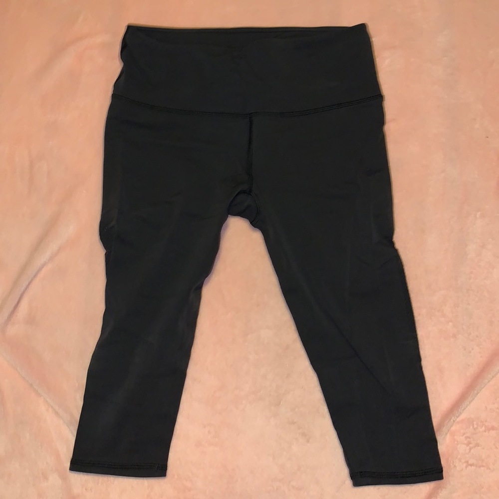 Lululemon Reveal Crop (15")
